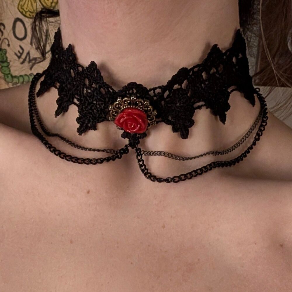 Gothic Lace Dangly Chain Choker Necklace